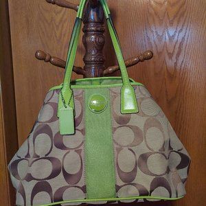 Coach Signature Stripe Caryall - Green